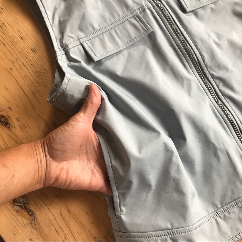 Static NWOT Rugged Vest Large gray poly - Picture 6 of 13